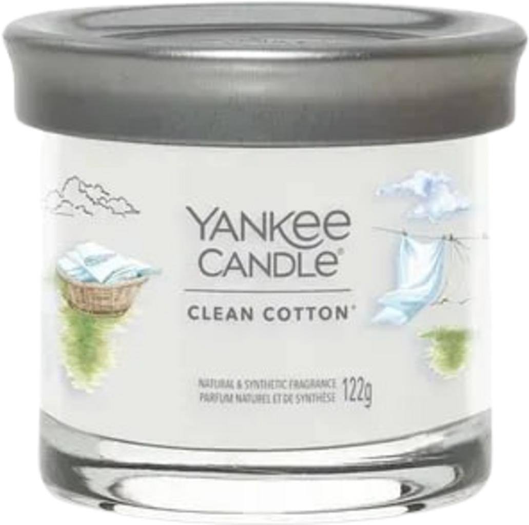 Lumânare parfumată mică Yankee Candle Clean Cotton, 122 g